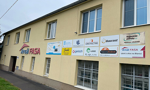 Gerlach Uhrineves.jpg