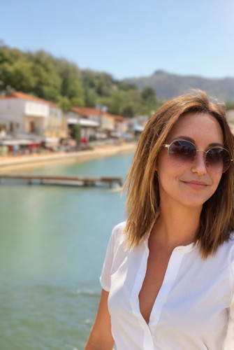 00348 StellaZouz a woman.jpg