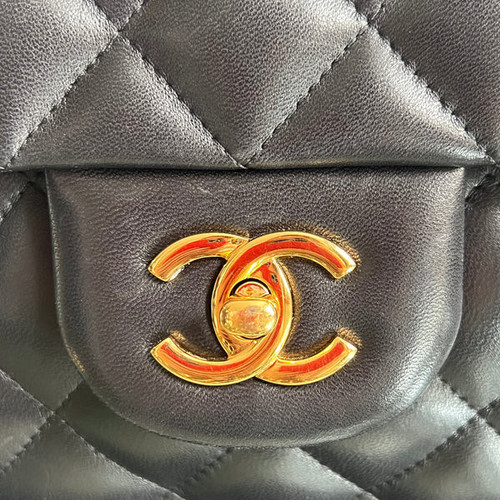 REVIEW CHANEL 5.jpg