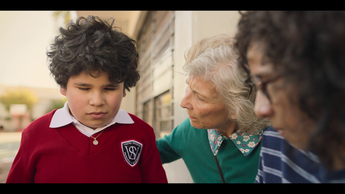 Nothing.to.See.Here.S01E01.Little.Egg.Eyes.1080p.NF.WEB DL.DDP5.1.Atmos.H.264 QuaSO 002.png