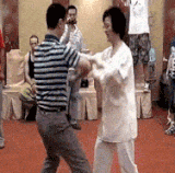BbsImg 1643540242 s 480133 o w 250 h 187 55855.gif