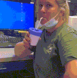 BbsImg 1678793348 s 7027714 o w 359 h 639 64543.gif