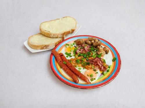 9884273 czernis poranek Food sadzone po angielsku 4x3.jpg