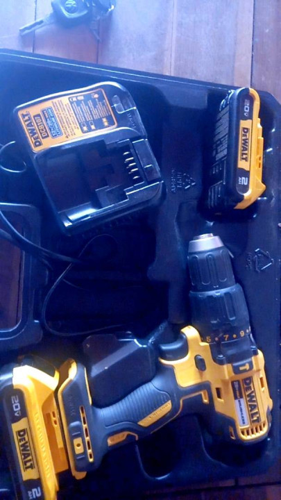 LfnTpgV9E3DMsmc.jpg