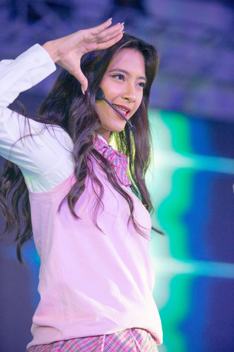 line 1100542831362245.jpg