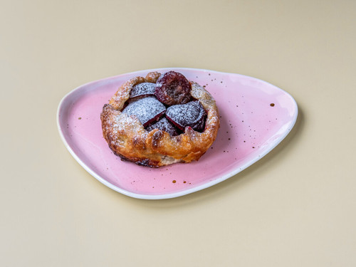 9836316 bezowka Food galette ze sliwka 4x3.jpg