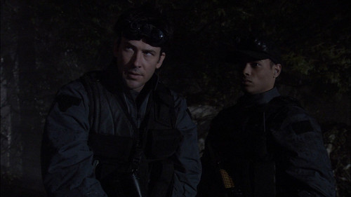 Stargate.Atlantis.S01E01E02.Multi.1080p.BluRay.DTS.x264 IMPERIUM.mkv 20231126 212111.015.jpg