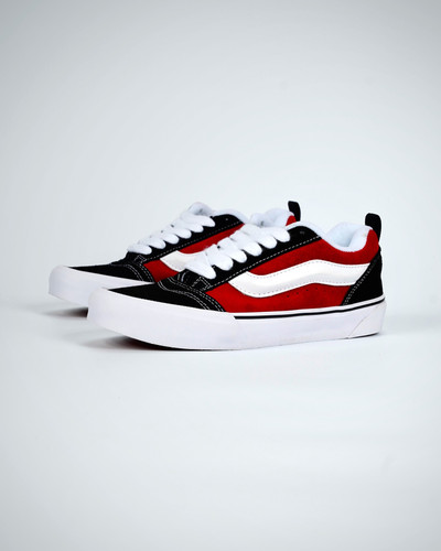 Vans Knu Skool VR3 LX red black.jpg