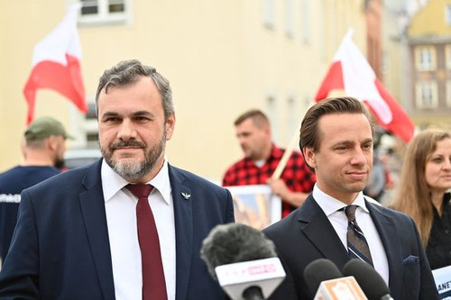 447432867 1006351667513747 5584580839827831430 n.jpg?stp=dst jpg p526x395& nc cat=110&ccb=1 7& nc si.jpg