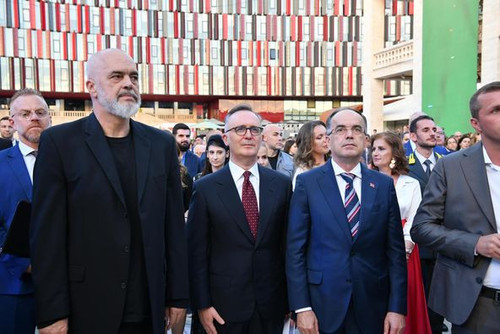 447689173 949827677153631 6106157384016392990 n.jpg?stp=dst jpg p526x395& nc cat=101&ccb=1 7& nc sid.jpg