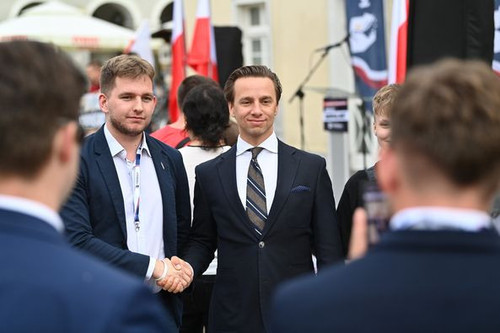 447756972 1006444054171175 1497210782028386006 n.jpg?stp=dst jpg p526x395& nc cat=108&ccb=1 7& nc si.jpg