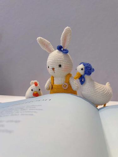 handmade spinus crochet blog - How To Better Crochet Animals 4.jpg