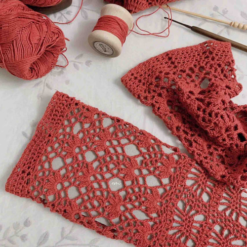 handmade spinus crochet blog - How To Better Crochet Stockings 4.jpg