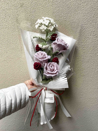 handmade spinus crochet blog - How To Better Crochet Flowers 5.jpg