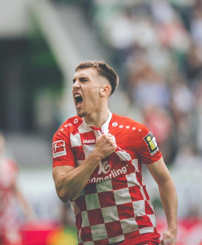 img 171754832128435d49414764a3180e9e40fc28c1bfcf5f632d071dcfb1274f76282e7f0ff563c edit 3705074679330.jpg