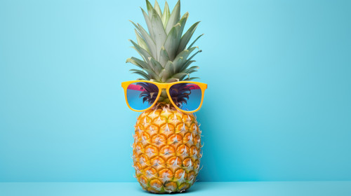 Summer pineapple with sunglasses minimalistic clean stockimage 00651 03.jpg