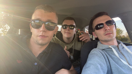 611EC3F6 076B 460D 9090 BD651E23F0A7.jpg