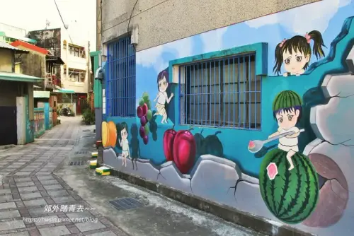 00010 水果娃娃.webp