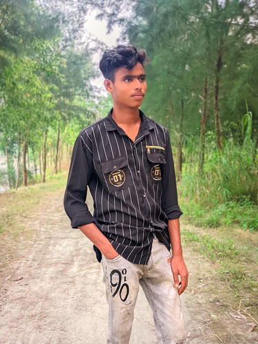 RIYAN 20231031 170614 Moon Night by Expert Mistry.PORTRAIT.jpg