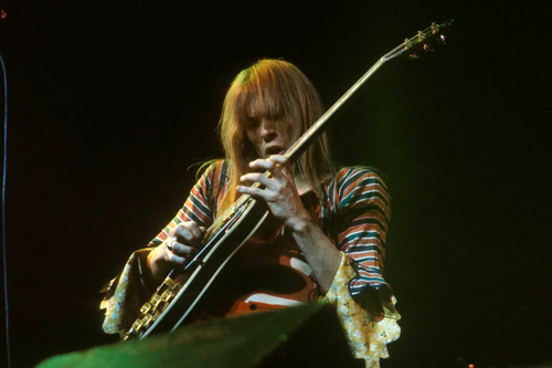 Steve Howe 123.png