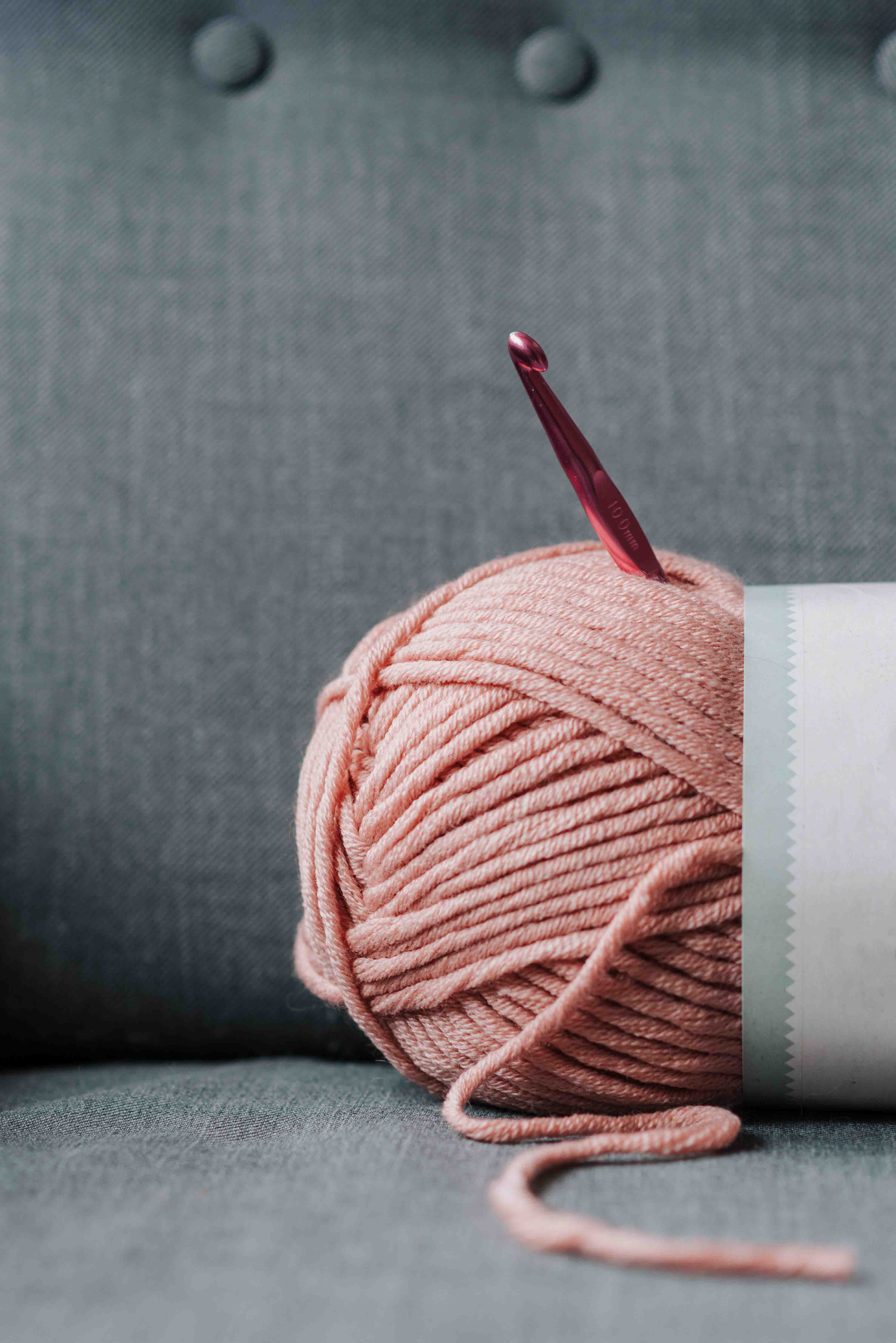 Handmade-spinus cotton thread with crochet hook