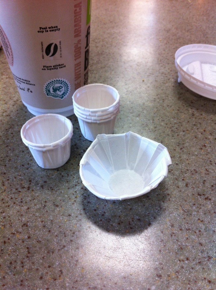 A thing (of ketchup). r/etymology