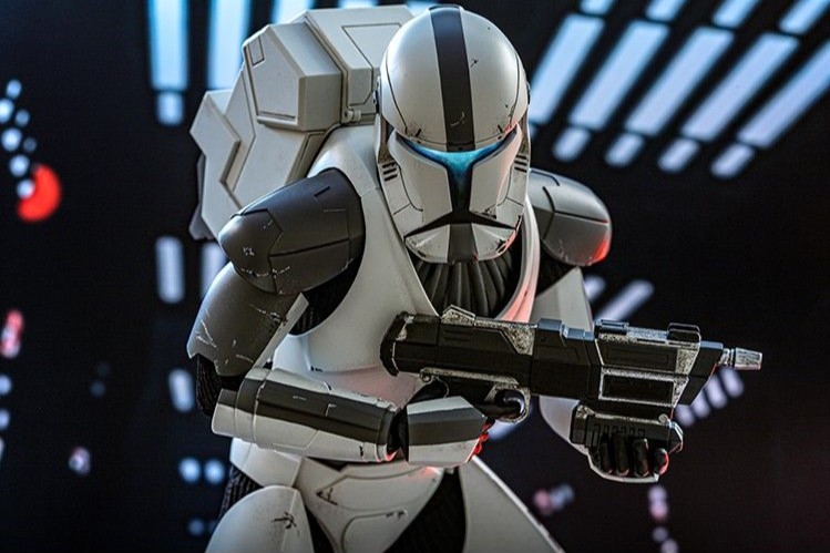 Star Wars: The Bad Batch – Imperial Commando by Hot Toys