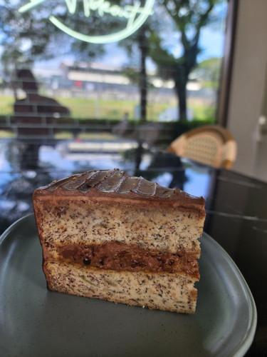 Banana Chocolate Cake.jpg