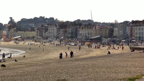 Terry.and.Mason's.Great.Food.Trip.S01E01.2015.1080p.WEB DL.H264.AAC ADWeb.mp4.scr1.png