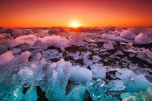 iceland 2111809 1280.jpg