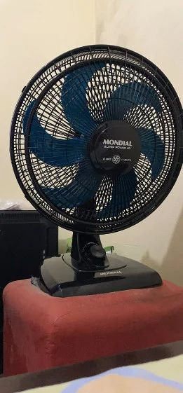 FOeYUEkfIBLQHpi.jpg