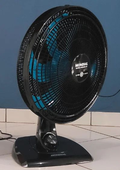 4leEGJhoTvBIQnz.jpg