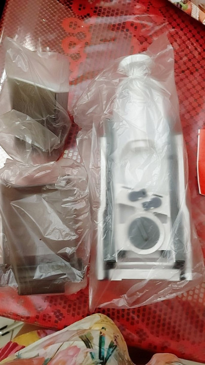XL18UKdpOGj94W2.jpg