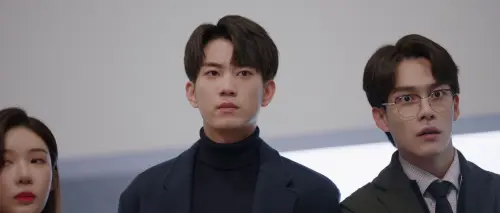 Guess.Who.I.Am.S01E02.2024.2160p.HQ.WEB DL.H265.60fps.AAC CHDWEB.mkv. vthumb 07.webp