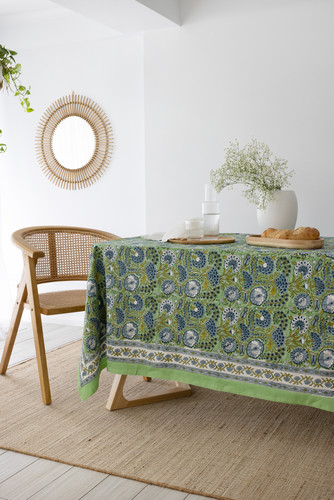 Table Cloth LR 26.jpg