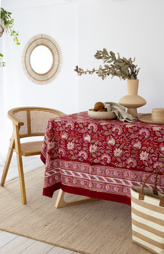 Table Cloth LR 30.jpg
