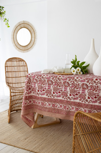 Table Cloth LR 36.jpg