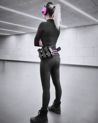 leginassrt 251@gunlikeblonde At the weekend we trained again with the @schmeisser germany AR15 9 SPO