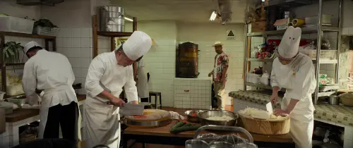 Fry.Me.to.the.Moon.S01E01.2024.2160p.WEB DL.H265.DDP CHDWEB.mkv. vthumb 05.webp