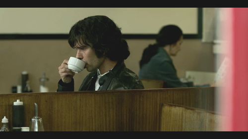 A.V.E.S.S01E03.WEB.h264 RBB.mp4 002996400