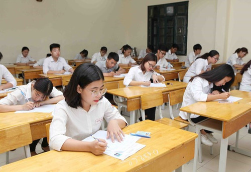 VNO Entrance%20examination%20.jpg