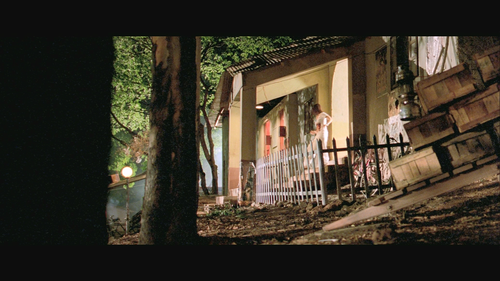 Jab.We.Met.2007.1080p.IND.BluRay.REMUX.AVC.DTS HD.MA.5.1 HDH.mkv 20240412 094234.969.png