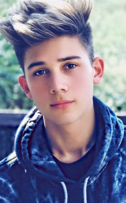 grant knoche 30611975 c33c 4b5d b923 6c2568f24c8e.jpg