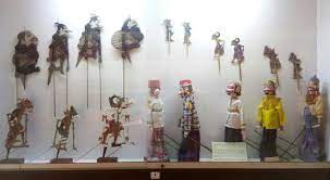 Museum Wayang dan Artefak(1).jpg