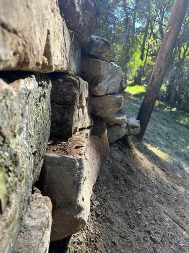 How to Build a Rock Retaining Wall A Step-by-Step Guide.jpg
