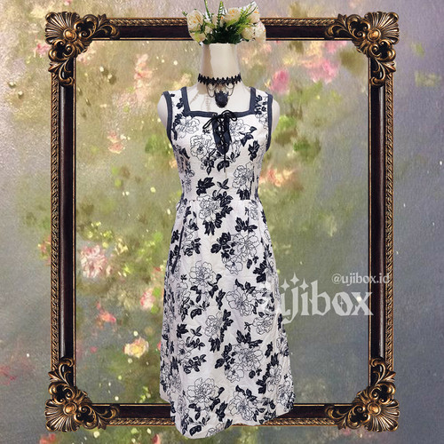 dress 01.jpg