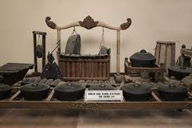 Museum Keraton Kasepuhan(1).jpg