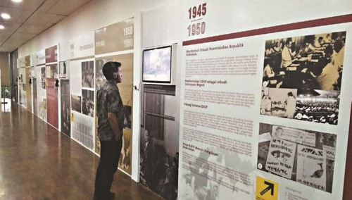 phpmeo8qc resized.jpg