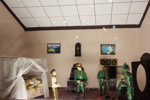 24139852558 8d58b9d114 z.jpg