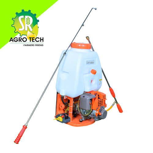 Knapsnack Spryer.jpg